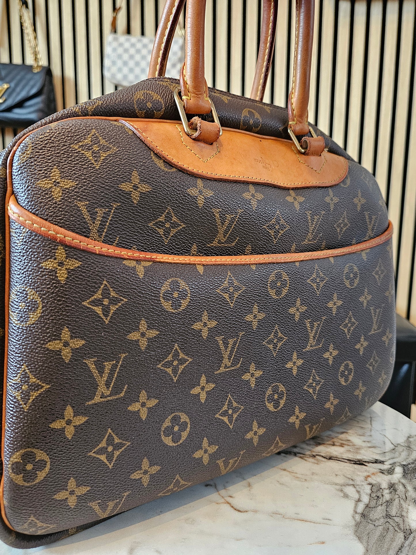 M47270 - Louis Vuitton Deauville bag i monogram kanvas.