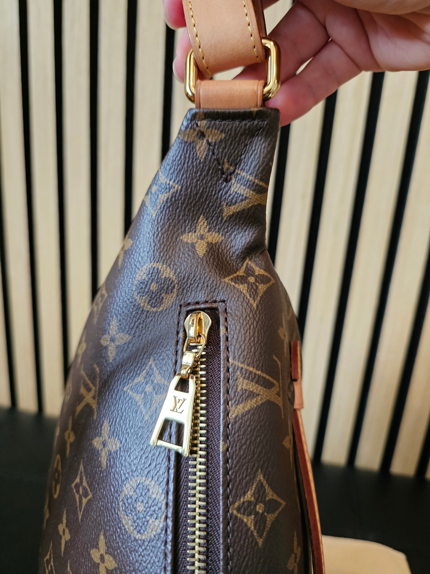 M43644 - Louis Vuitton bag, bumbag in monogram kanvas.