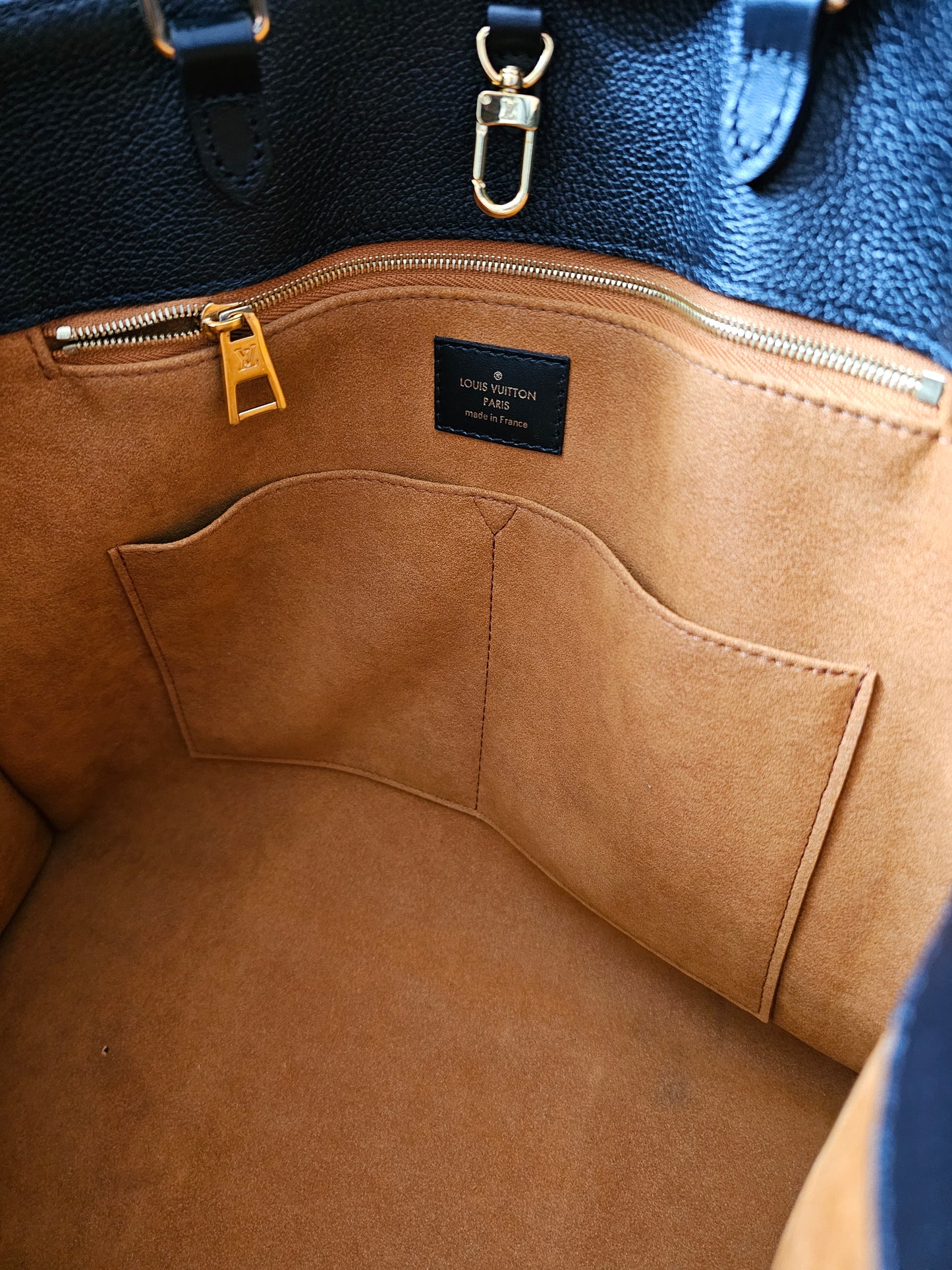 Onthego GM, black MNG empreinthe leather