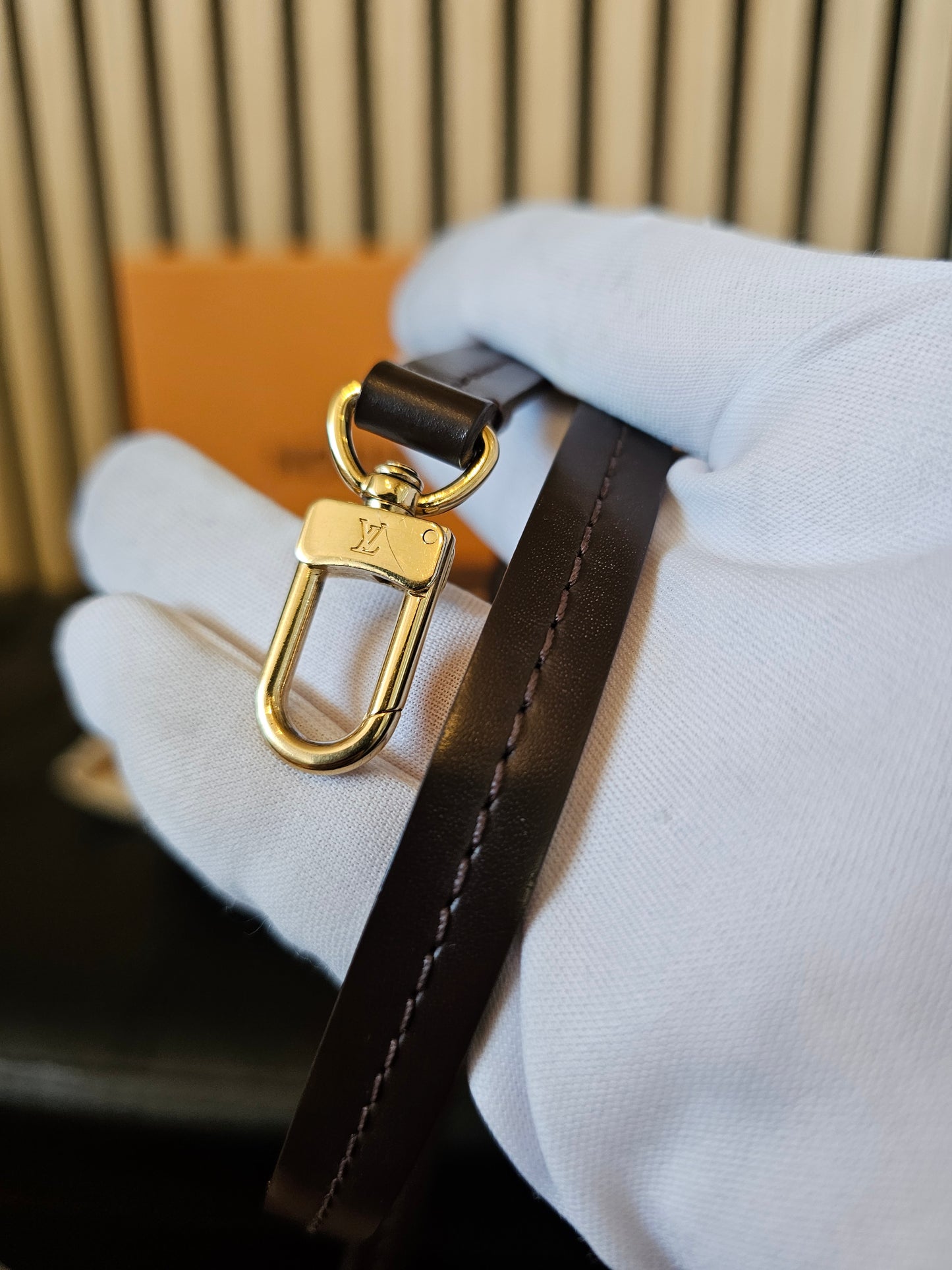 N41129 - Louis Vuitton Favorite MM, damier ebene.