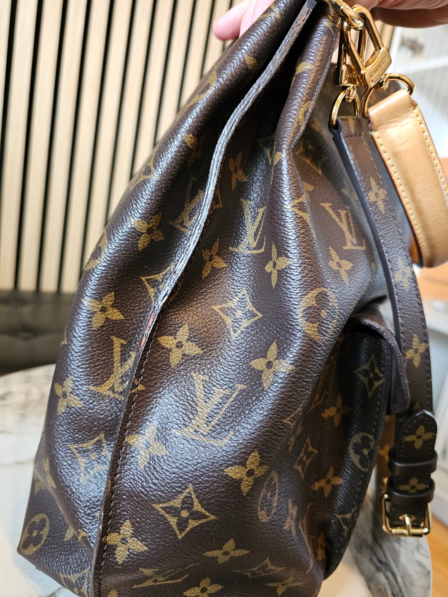 M40781 - Louis Vuitton Metis Hobo, monogram kanvas.