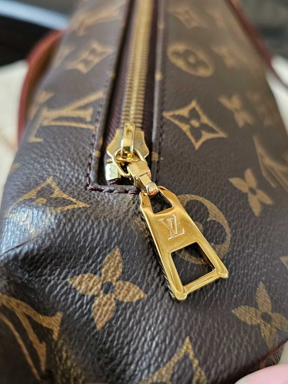 M43644 - Louis Vuitton bumbag in monogram kanvas.