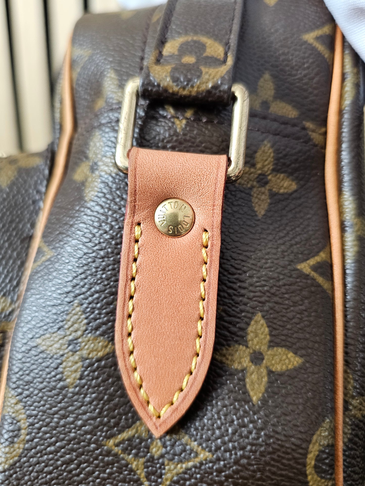 M45244 - Louis Vuitton Nile MM, monogram kanvas.