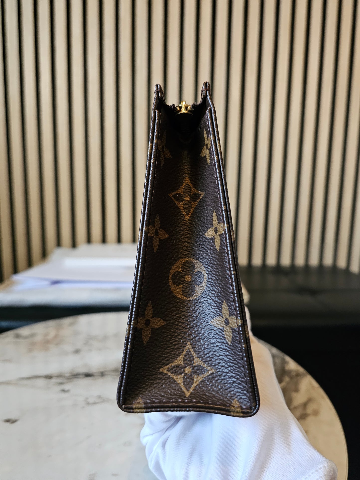 Toiletry pouch 19, MNG kanvas.