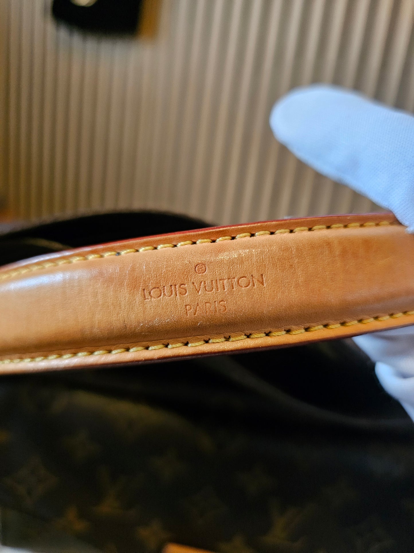 M40781 - Louis Vuitton Metis Hobo, monogram kanvas.