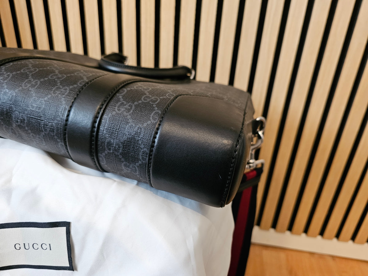Gucci briefcase, GG supreme, black.