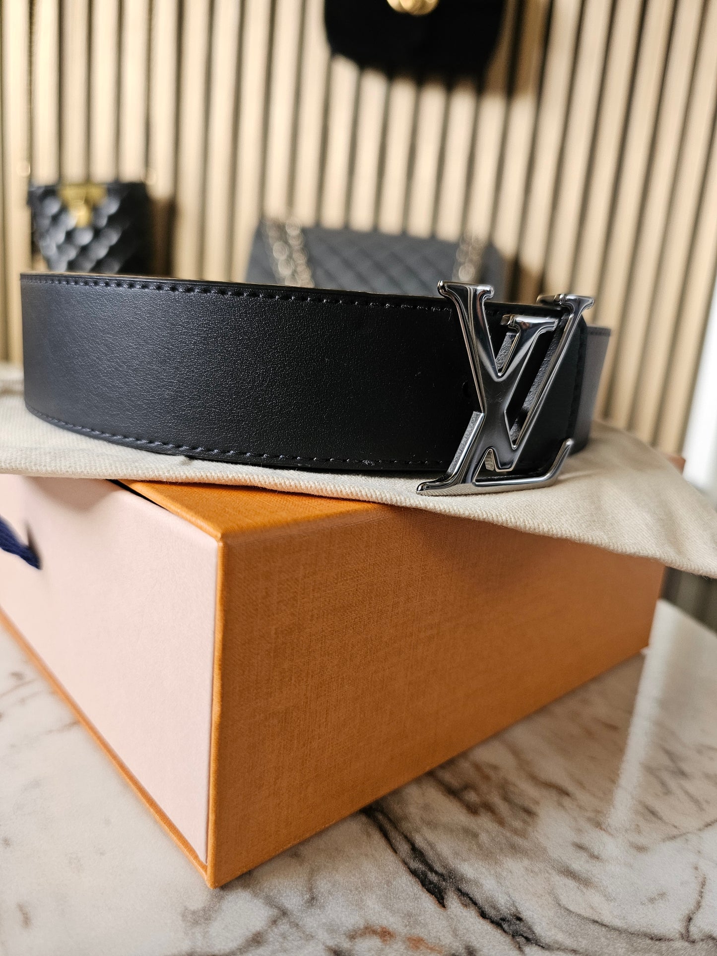 M0450- Louis Vuitton reversible belt, black - Monogram eclipse kanvas.