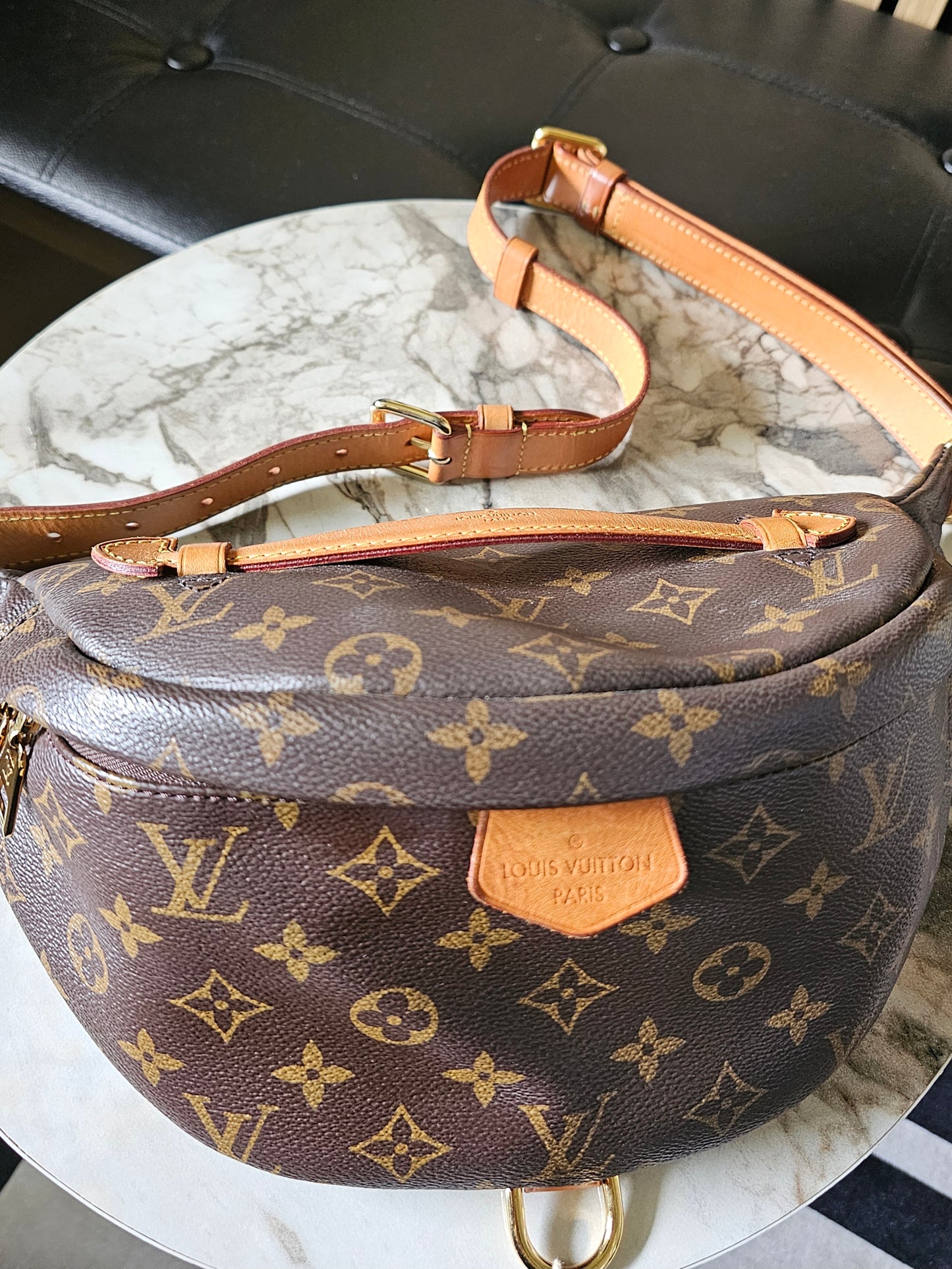 M43644 - Louis Vuitton bumbag, monogram kanvas.