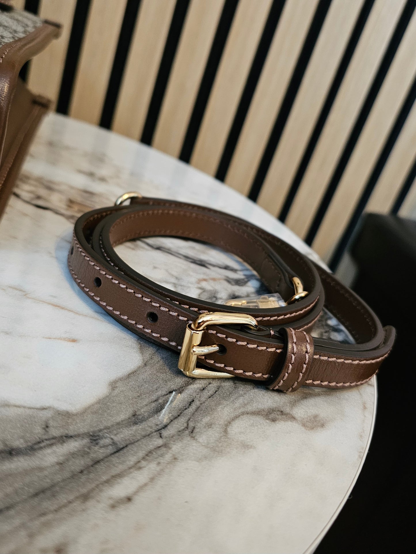 671623 - Gucci mini tote bag, GG supreme.
